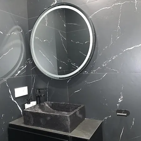 -malagasunapts-sanfrancisco Center